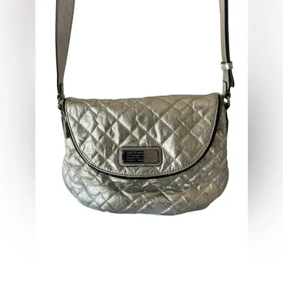 Marc by Marc Jacobs Silver Quilted Crossbody Bag - Picture 3 of 11